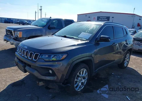 2023 Jeep Compass Latitude Lux Fwd z USA, uszkodzony, nr VIN 3C4NJDFN7PT502112